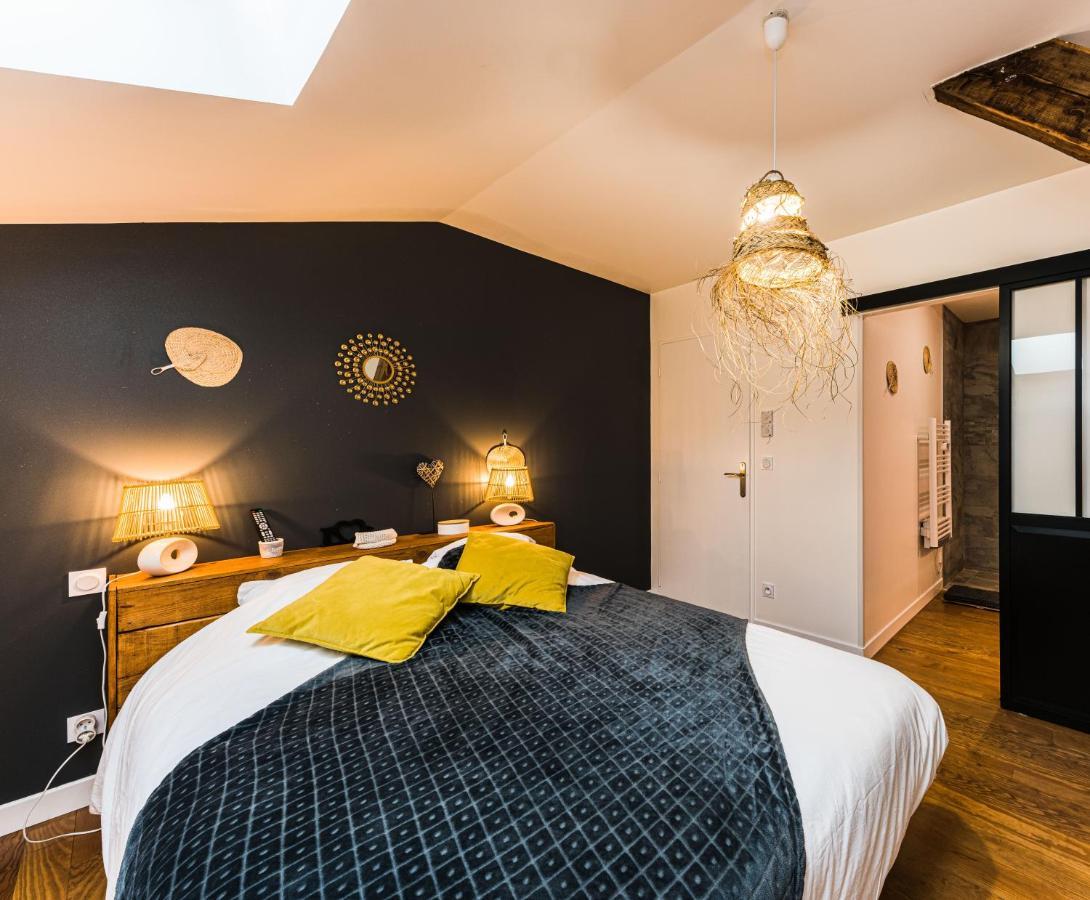 Les Gites Du Chateau - L Appartement Du Roi - Magnifique Appartement Face Au Chateau Nérac Zewnętrze zdjęcie